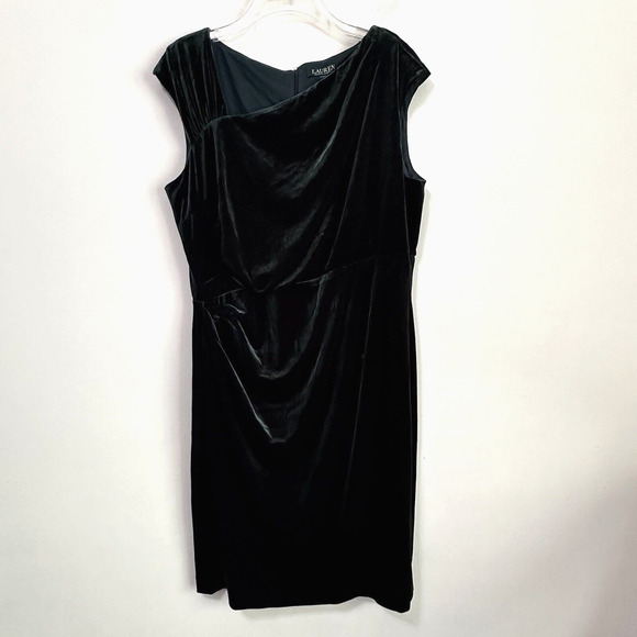 Ralph Lauren Dresses & Skirts - Lauren Ralph Lauren Sheath‎ Dress 16 Plus Emerald Green Stretch Velvet Party NEW